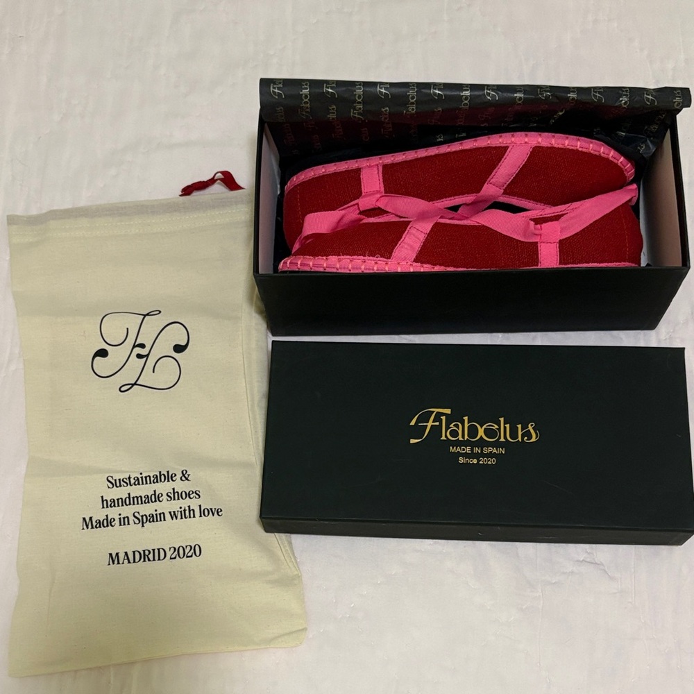 NWT Flabelus Women's Red and Pink Linen Ballet Flats - Picture 8 of 10
